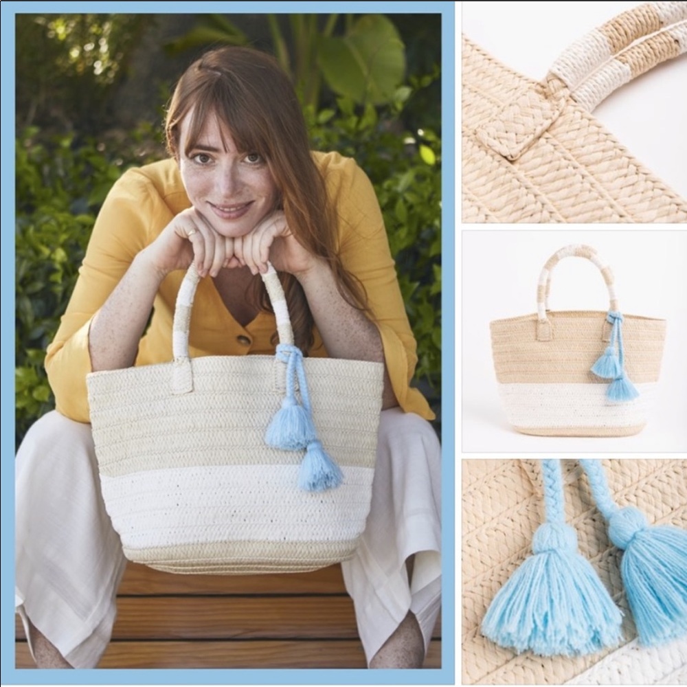 Straw Bag with Tassel